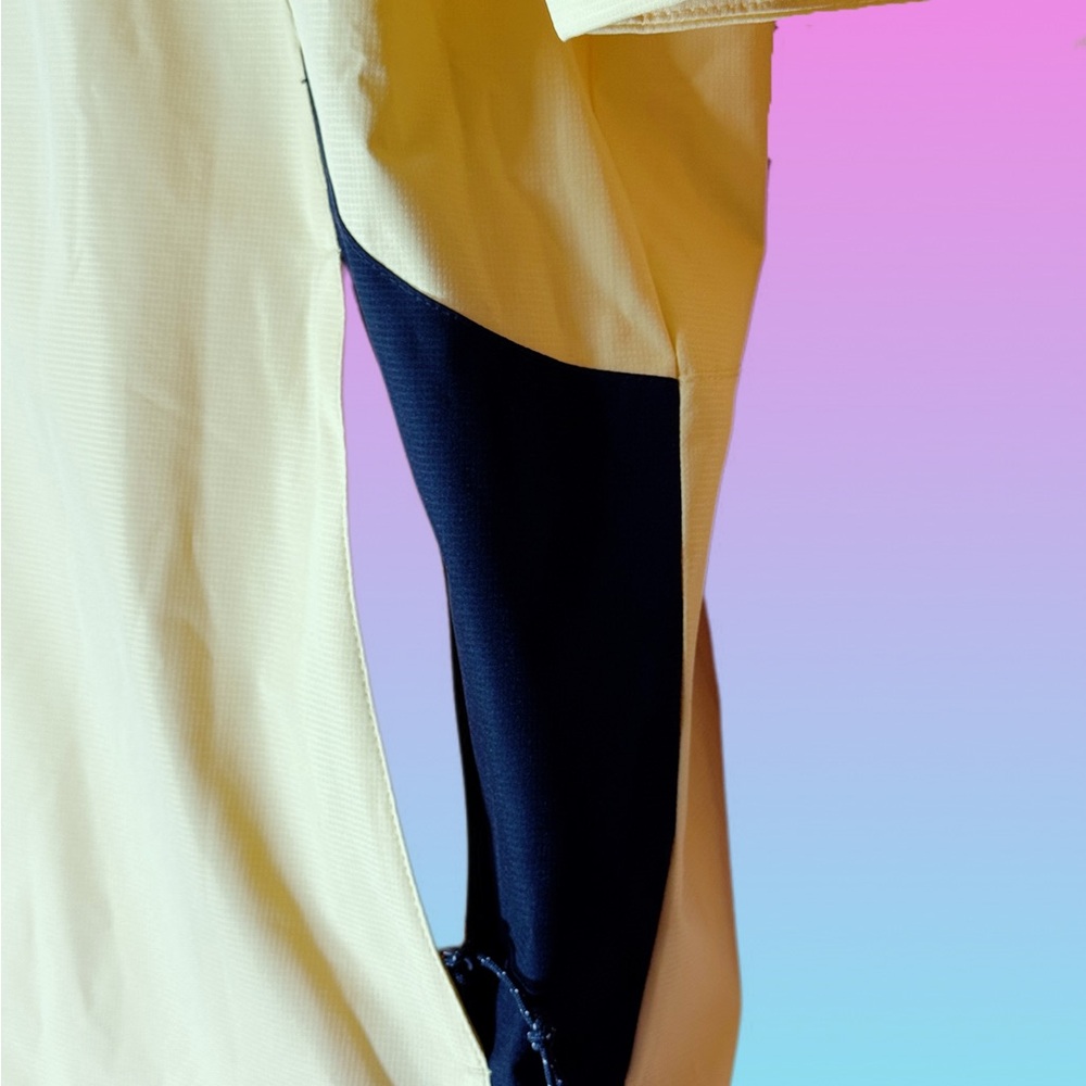 Cutter & Buck: Pebble Beach Yellow and Black Zip-up Windbreaker (NWT) - Picture 4 of 8